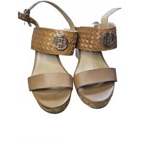Tommy Hilfiger Women's Tan Wedge Sandals